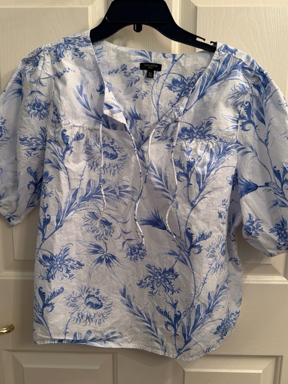 Talbots White and Blue Floral Split-Neck Tunic